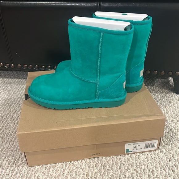 UGGs green - Picture 3 of 6